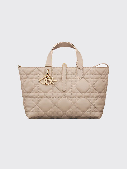 디올 Dior Toujours 미디엄 백 데저트토프  M2821OSNW_M59U